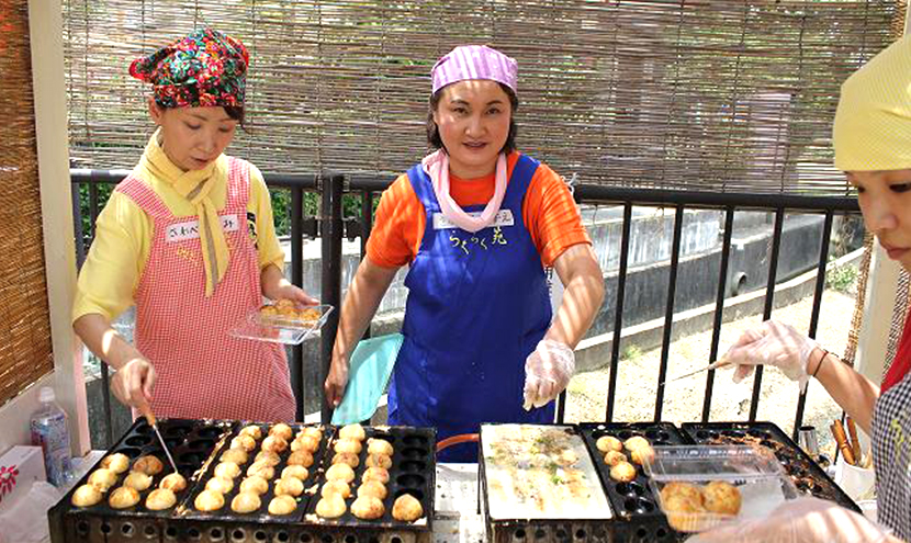 平成24年笑顔あふれる夏祭り!